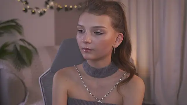 CindyGarrison online show from October 13, 12:10 am