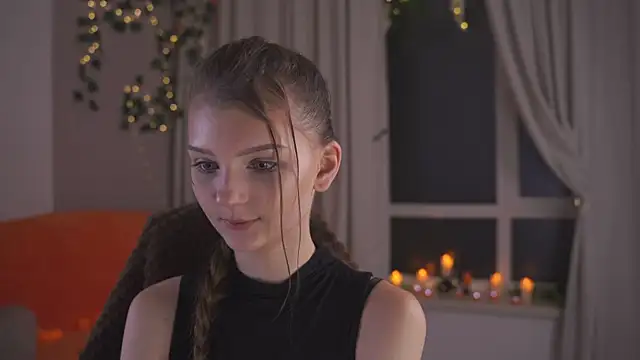 CindyGarrison online show from October 29, 1:30 am