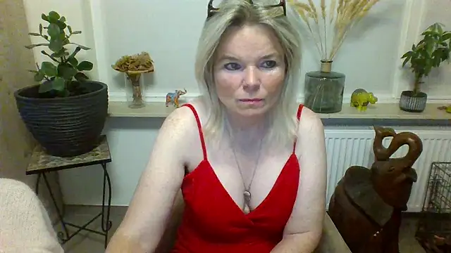 clwm online show from October 10, 6:12 am