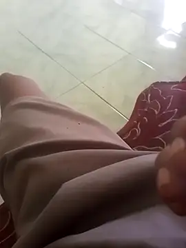 Snapshot of Zeaamanda16 chatting on March 17, 5:33 am Zeaamanda16 online show from March 17, 5:33 am