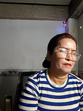 Snapshot of phnz chatting on January 17, 12:10 pm phnz online show from January 17, 12:10 pm