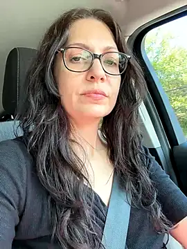 BeautifulMesss online show from September 9, 4:17 pm