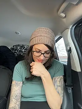 BeautifulMesss online show from February 19, 4:03 pm