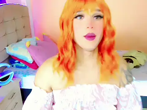 TaylorMon online show from February 12, 1:52 am