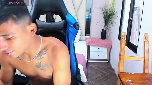 Backsex boy online show from February 26, 7:16 pm