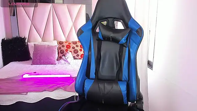 Backsex boy online show from March 5, 3:40 pm