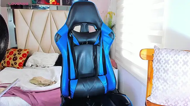 Backsex boy online show from March 8, 8:25 pm