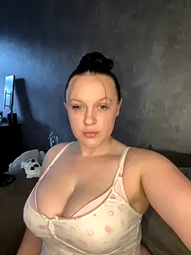 riri bstvx online show from September 24, 7:33 am