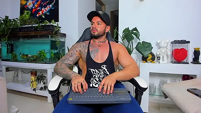 Johnnygrayson1 online show from November 12, 12:00 am