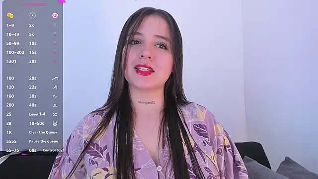 Sabrina Lennox online show from June 2, 6:10 pm
