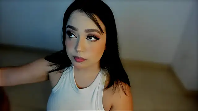 Snapshot of ValeryySoto_ chatting on December 19, 2:01 am ValeryySoto online show from December 19, 2:01 am