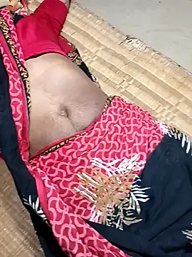 Snapshot of hairipussy2 chatting on February 4, 10:21 am hairipussy2 online show from February 4, 10:21 am