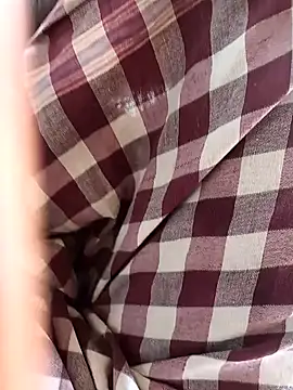 Snapshot of hairipussy2 chatting on February 12, 8:06 am hairipussy2 online show from February 12, 8:06 am