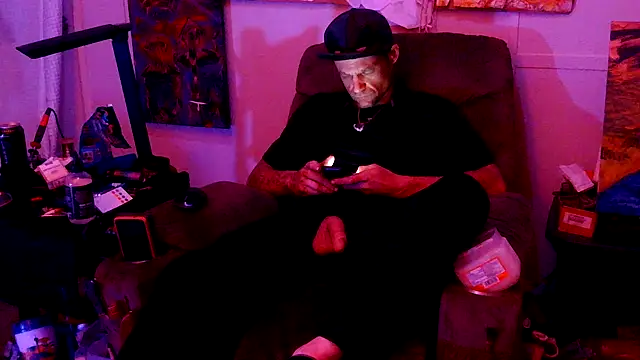 TheOneYouLove69 online show from March 15, 5:08 am