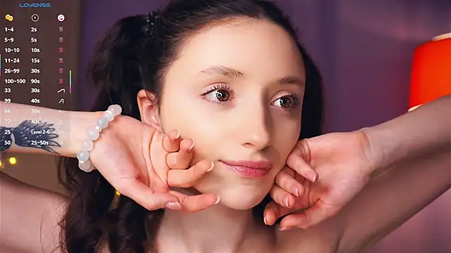 Snapshot of CuteFeret chatting on February 7, 1:43 pm CuteFeret online show from February 7, 1:43 pm