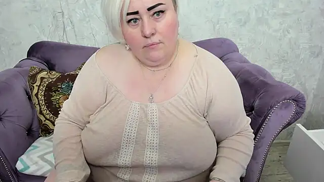 fashiona online show from March 23, 3:43 am