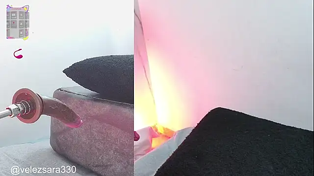 sara smith45 online show from September 23, 10:40 am