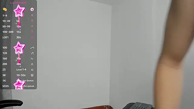 luandy online show from February 8, 11:22 am