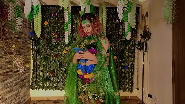 Snapshot of Hairyandsexysalma chatting on March 20, 5:02 am Hairyandsexysalma online show from March 20, 5:02 am