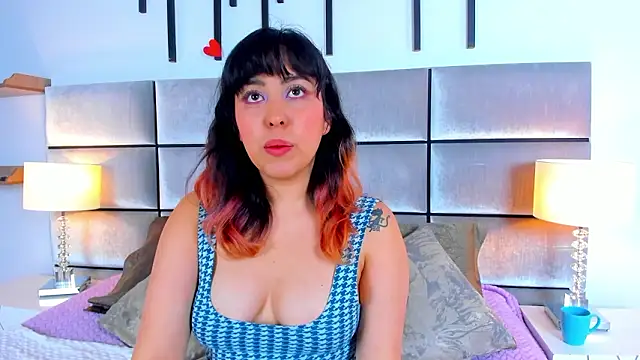 Snapshot of Hairyandsexysalma chatting on February 17, 8:37 pm Hairyandsexysalma online show from February 17, 8:37 pm