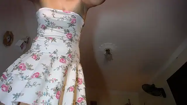 danielle rose 1 online show from January 11, 5:51 pm