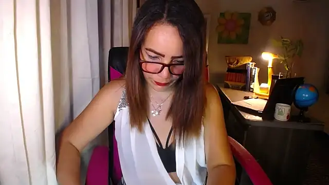 danielle rose 1 online show from June 2, 2:19 pm