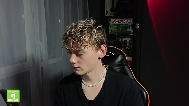 Keytaro online show from October 13, 2:50 pm