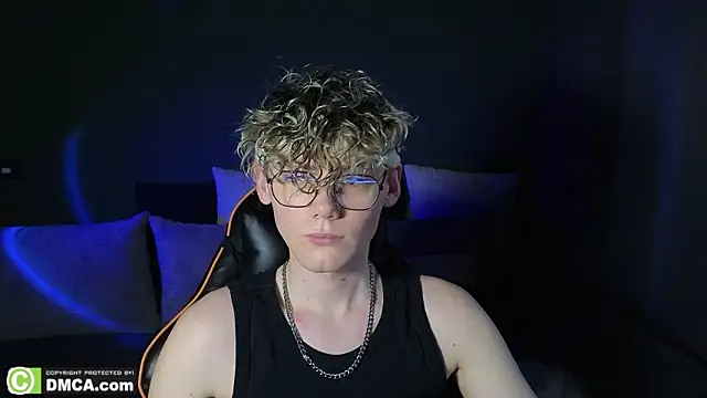 Keytaro online show from March 9, 3:05 pm