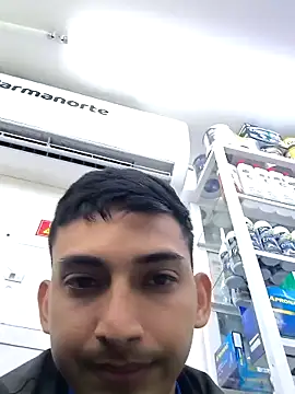 Snapshot of Jey699 chatting on February 22, 9:37 pm Jey699 online show from February 22, 9:37 pm