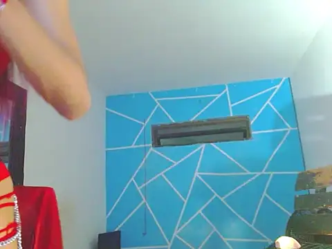 aranza ts online show from February 6, 8:07 am