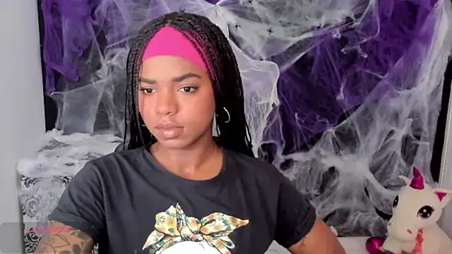 Marce 22 online show from October 8, 4:04 pm