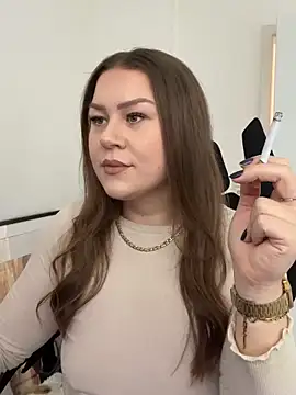 Snapshot of Fancy-Francy chatting on December 4, 1:42 pm Fancy-Francy online show from December 4, 1:42 pm