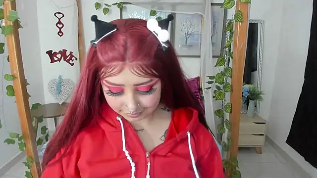 lussyevans24 online show from March 14, 3:59 am