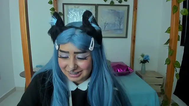 lussyevans24 online show from March 21, 10:06 am