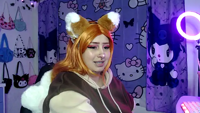 lussyevans24 online show from October 3, 4:53 am