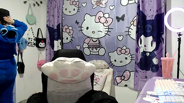 lussyevans24 online show from November 18, 3:45 am