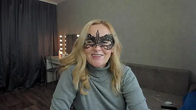 Snapshot of angelica_marquise chatting on December 9, 3:33 pm angelica marquise online show from December 9, 3:33 pm