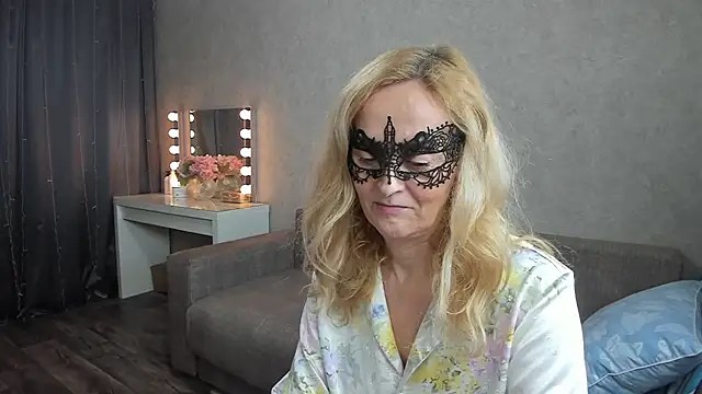 Snapshot of angelica_marquise chatting on December 30, 1:14 pm angelica marquise online show from December 30, 1:14 pm