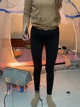 PussyWet  online show from November 4, 5:06 am