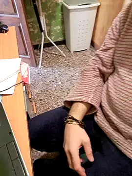 Escondido52 online show from March 15, 12:24 pm