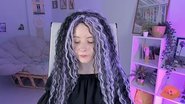 LexiWenford online show from March 20, 5:46 am