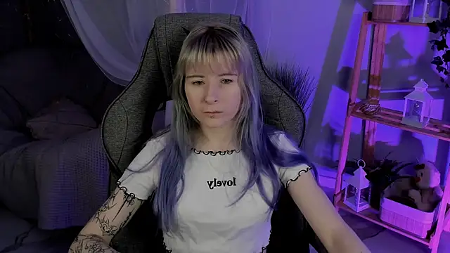 LexiWenford online show from November 4, 2:43 am