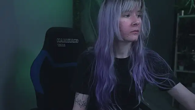 Snapshot of LexiWenford chatting on March 5, 3:02 am LexiWenford online show from March 5, 3:02 am