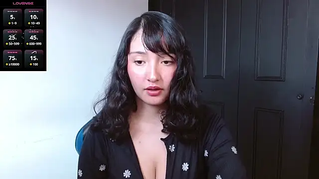 alexaa08 online show from July 11, 3:59 pm