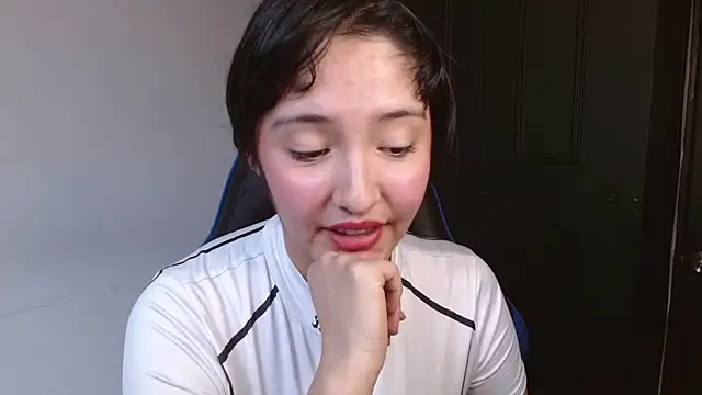 alexaa08 online show from July 20, 8:33 pm