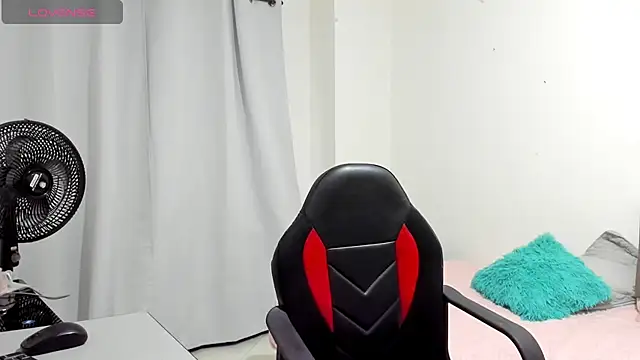 Sanddi milff online show from January 20, 7:14 pm