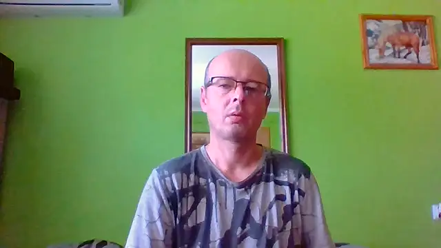 Snapshot of Tiger202441 chatting on July 8, 8:19 am Tiger202441 online show from July 8, 8:19 am