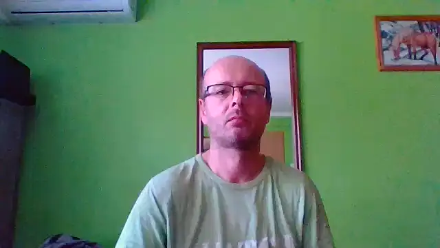 Snapshot of Tiger202441 chatting on July 17, 9:16 am Tiger202441 online show from July 17, 9:16 am