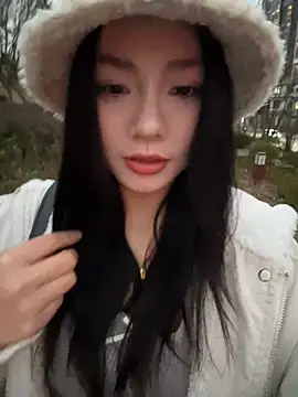 Snapshot of Asia-Melody chatting on February 17, 10:51 am Asia-Melody online show from February 17, 10:51 am