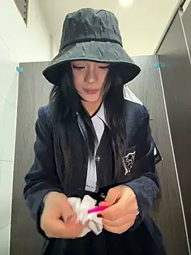 Snapshot of Asia-Melody chatting on March 15, 5:52 am Asia-Melody online show from March 15, 5:52 am